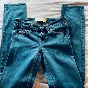 Hollister skinny jeans